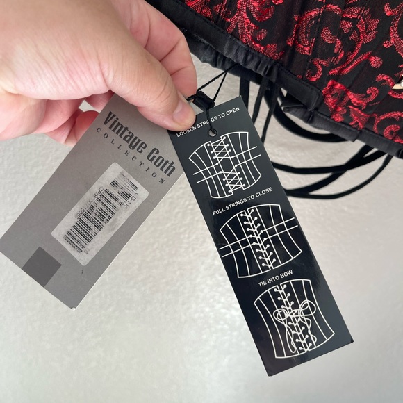 NWT Vintage Goth Elegant Red and Black Corset Lace up Size 18 inch Women’s - Picture 4 of 7